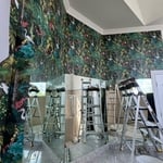 Wallpaper Hanger