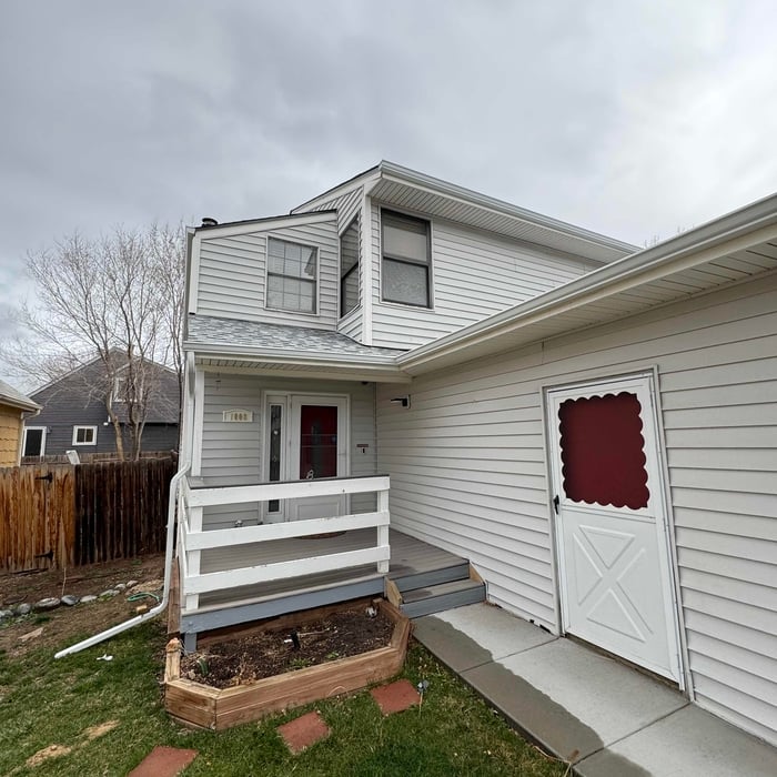 Enclosed porch
