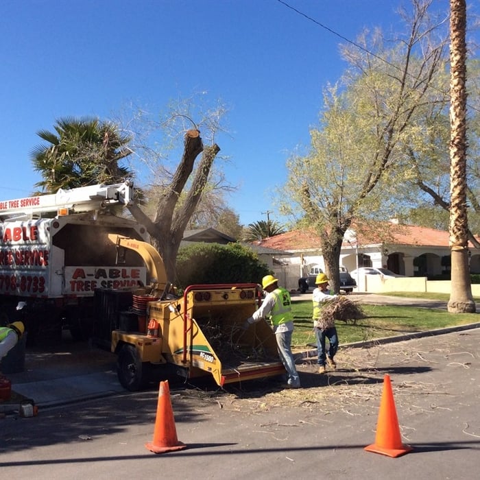 Chipping of debris