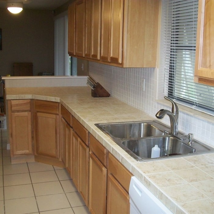SUTTON KITCHEN 2
