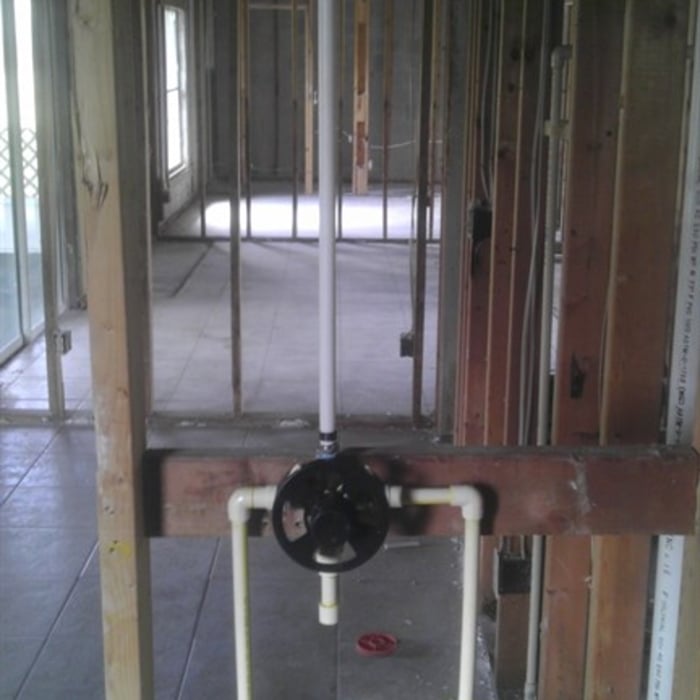 Bathtub Plumbing Pipes
