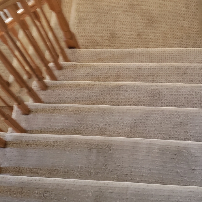 Three quarter turn stairway