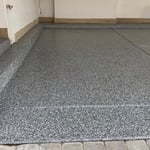 Epoxy flake system in 1/4 “Wombat”