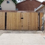 Great gates steel posts steel frame w/ cedar pickets