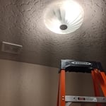 Ceiling fixture