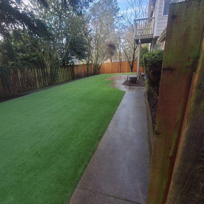 Synthetic turf installation