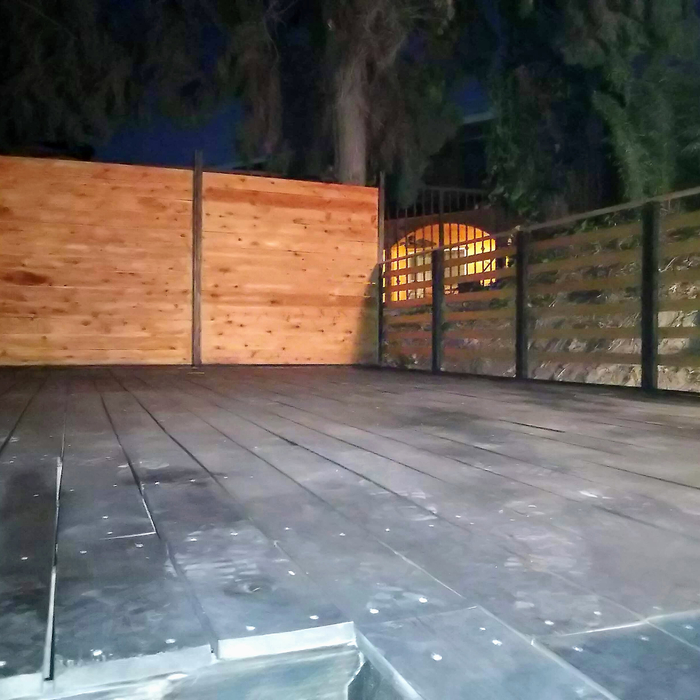 20'x 20' hillside deck