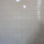 Tile in tub area cleaned.
