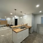 Laminate/ Vinyl Flooring