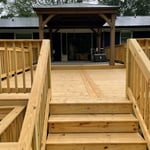 Quadruple deck with gazebo