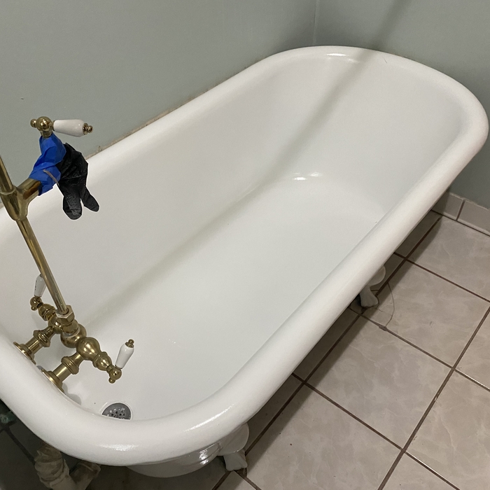 Bathtub Refinishing & Liners Project
