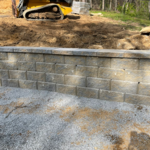 Retaining wall for outdoor fire pit