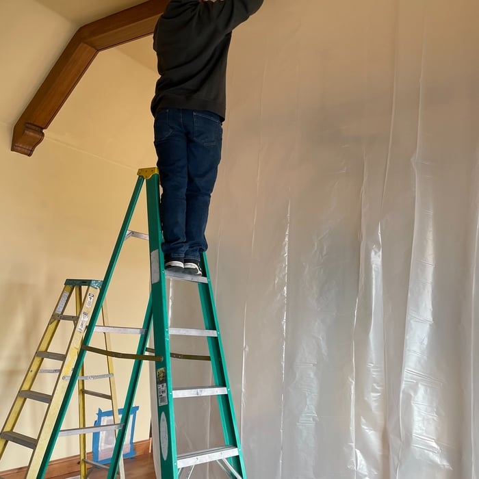 Dust barrier
