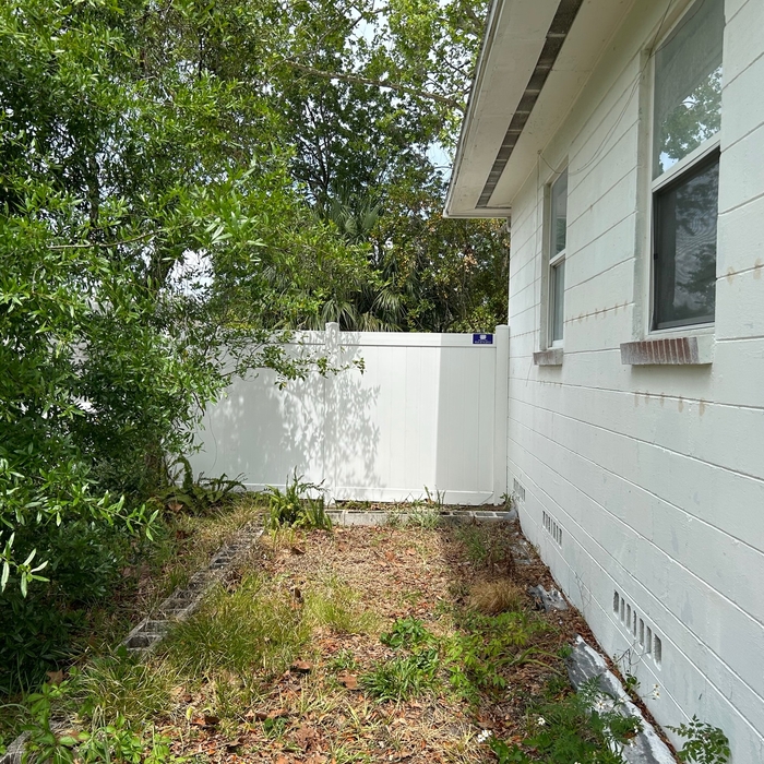 Vinyl fences