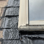 Seal skylights