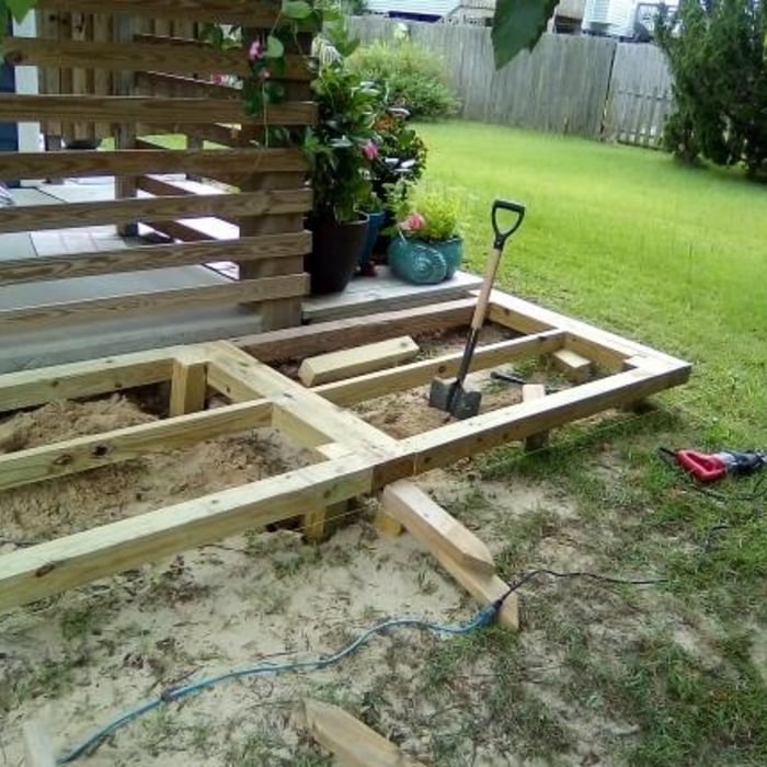 Add small deck/mrs Sheri job