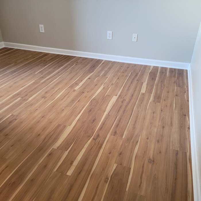 Flooring, baseboards, corner round