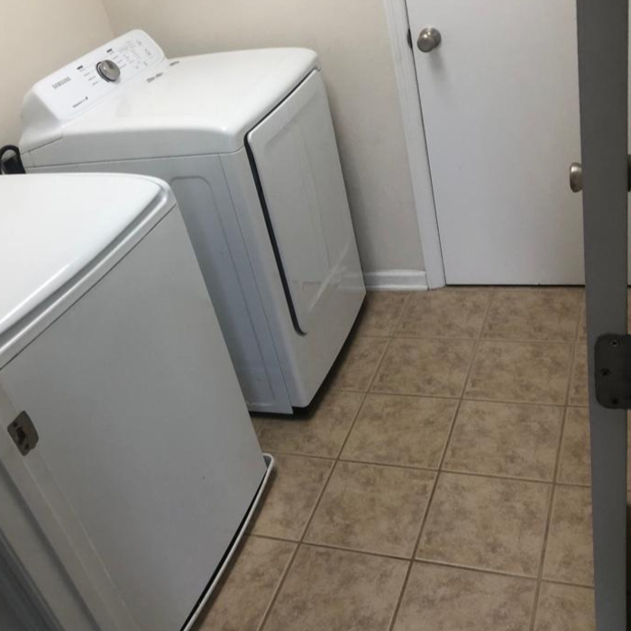 Laundry Room Pic