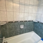 After: Deep cleaning + Bathtub Detail