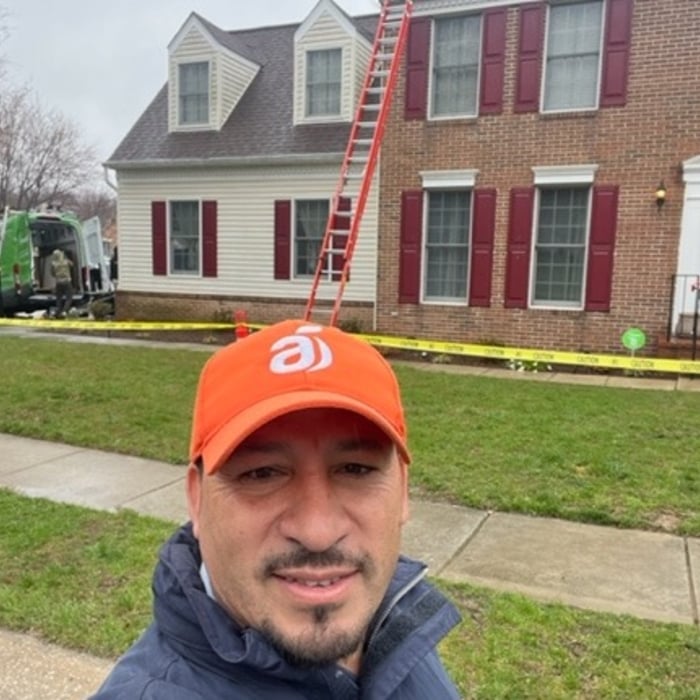 Hector Vargas, our solar advisor on the field making sure the install goes well for the Customer