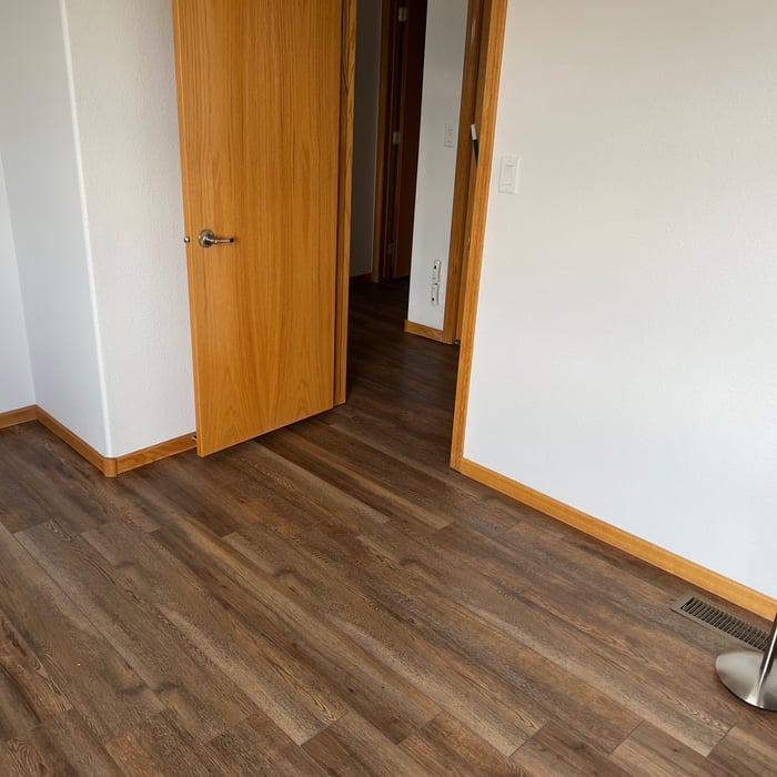 We prefer to have a free flowing floor and do the extra work. We found it’s a more professional look the using thresholds