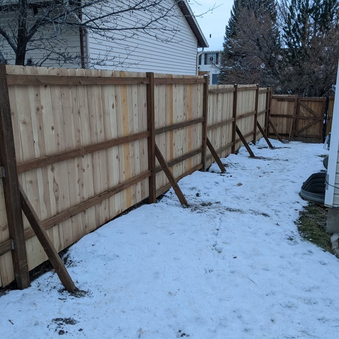 Fence build