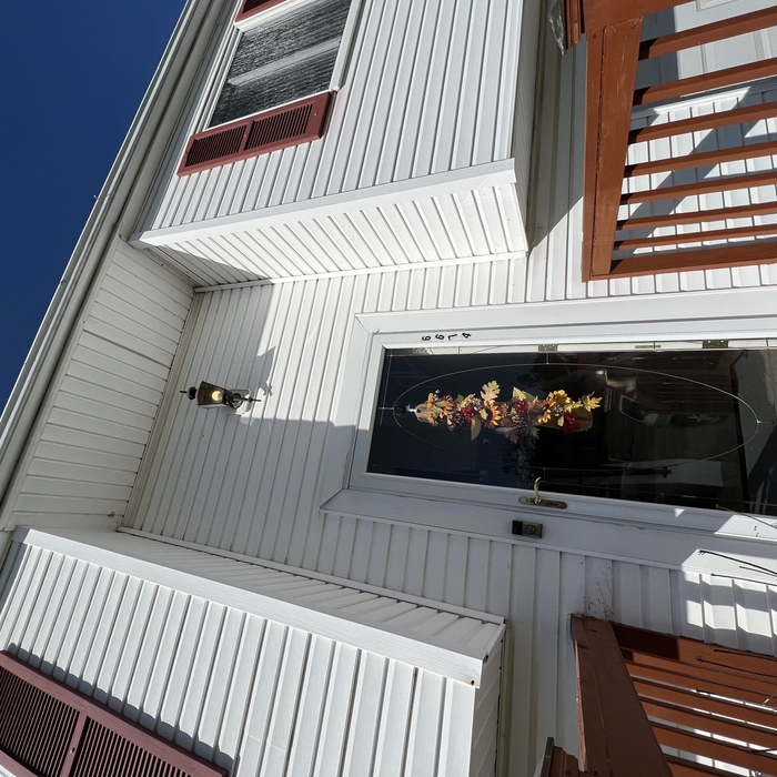 Soffit repair