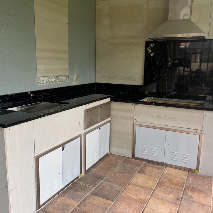 Outdoor kitchen
