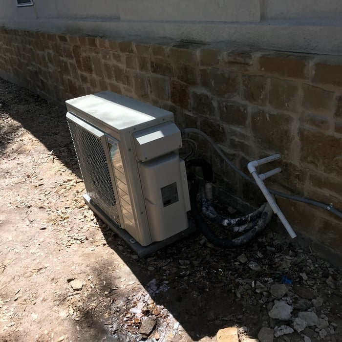 2 Zone Minisplit in a Guest House.
