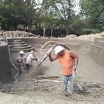 Mario shooting Concrete
