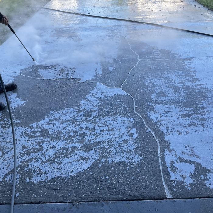 Power Washing, paint and seal driveway