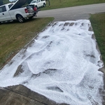 Active foaming cleaner