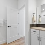 New Build located in the Idyllic Prosser Countryside