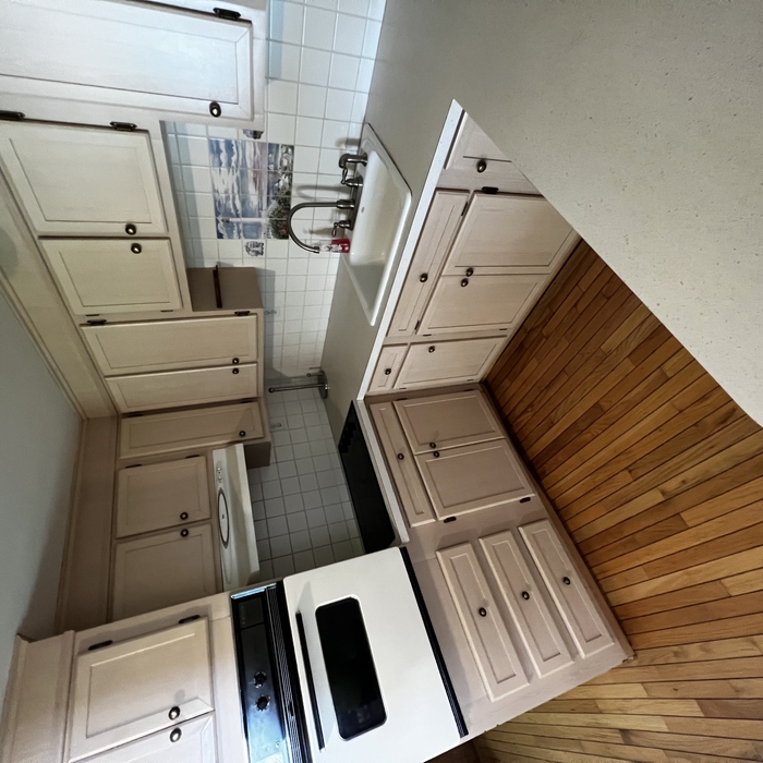 Kitchen cleaning