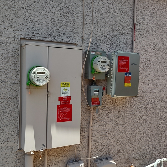 Clean installation with Enphase microinverters