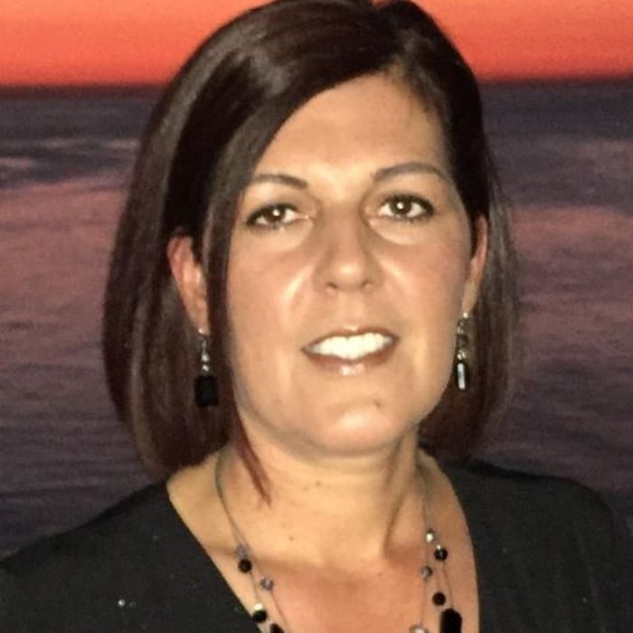 Melissa Zamora
Customer Care Rep