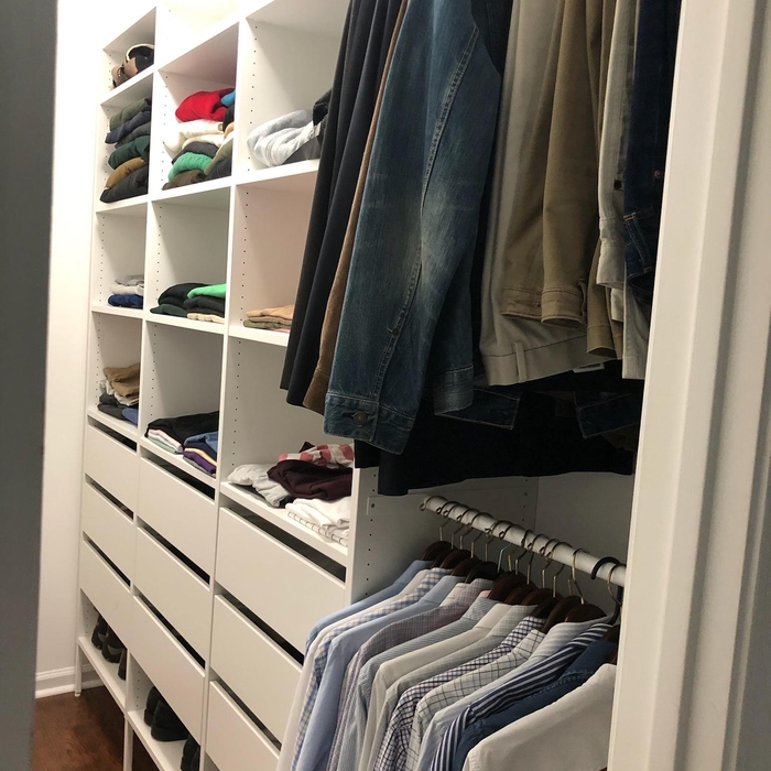 CLOSET ASSEMBLY