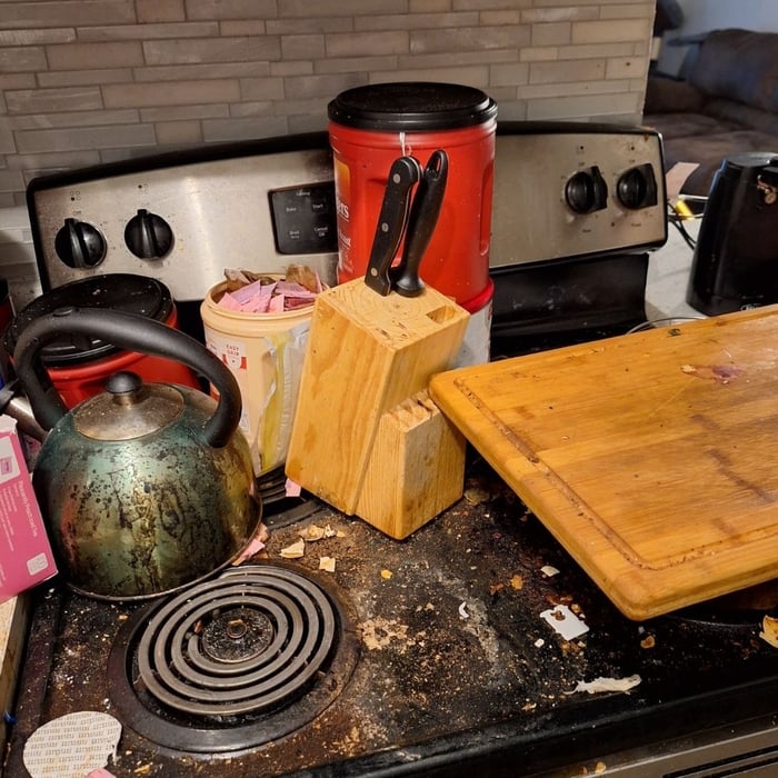 Stove before cleaning