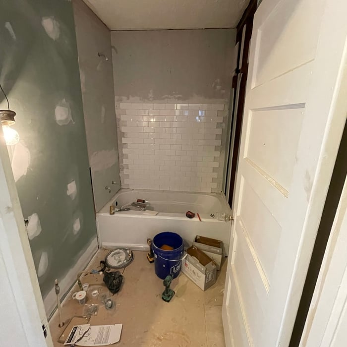 Tile shower surround