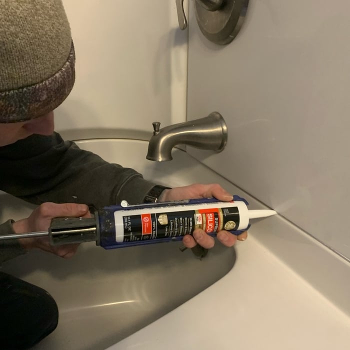 Bathtub Caulking