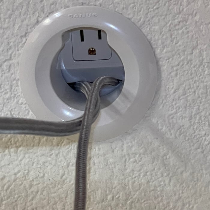 Outlet for projector
