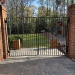 Side Gate