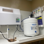 Constant feed in home humidifier install with RO system feed.