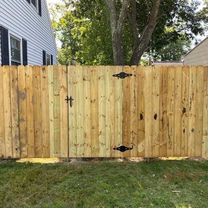 Dig Ear Privacy Fence