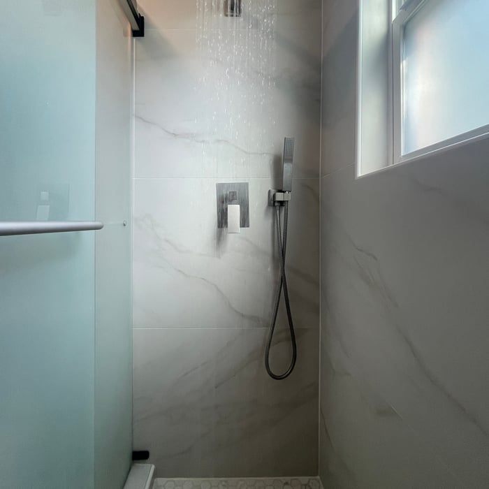 Azuara Guest Bathroom