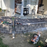 Landscape retaining wall