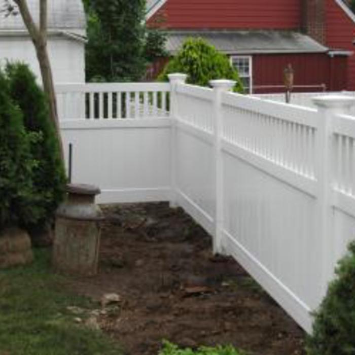 Wht 4FT Closed Spindle