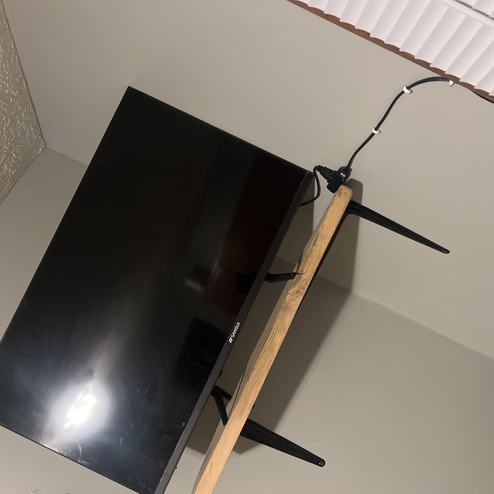 Tv mount
