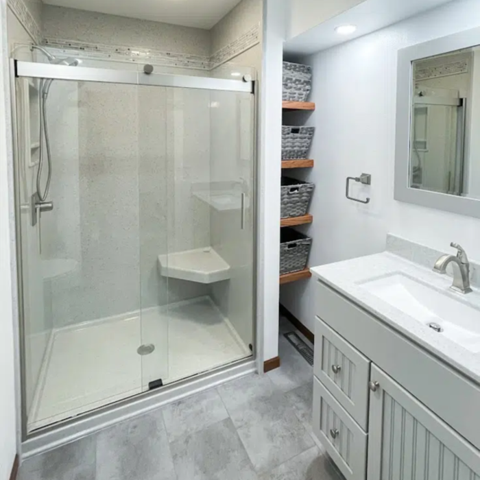 ONYX SHOWER