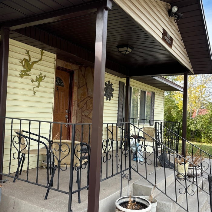 Porch lid